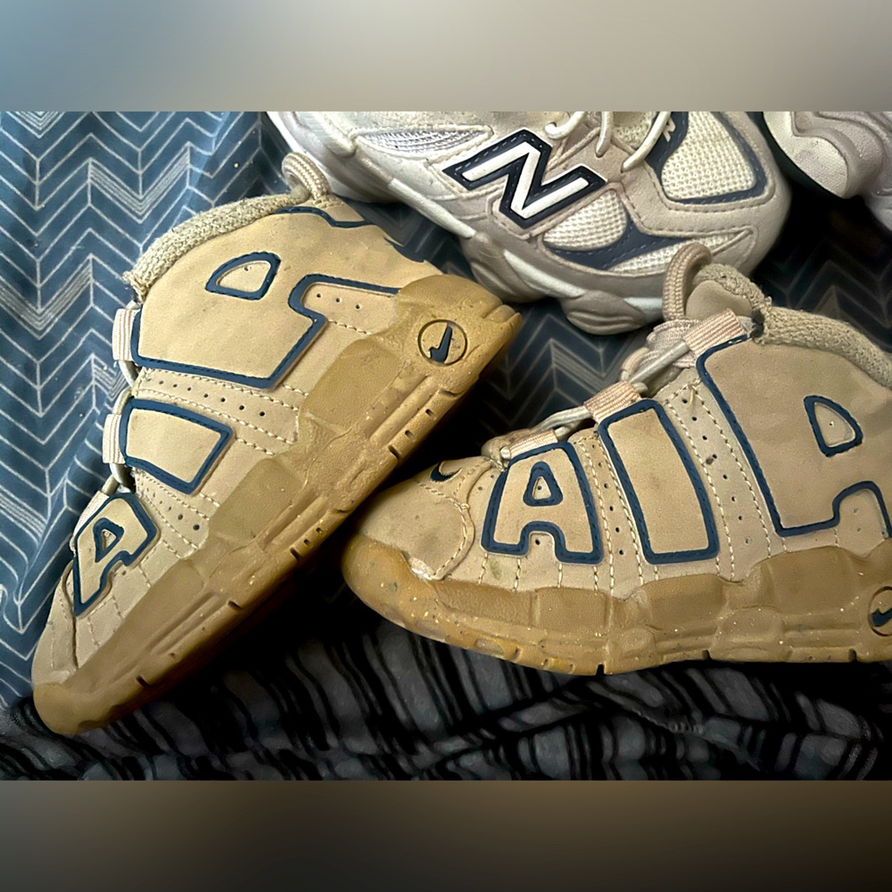 Nike Air Uptempo Toddler Sneakers  Sz 6C blue and cream